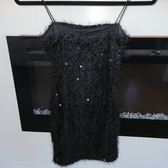 Fashion Nova Dress - Picture 2 of 3